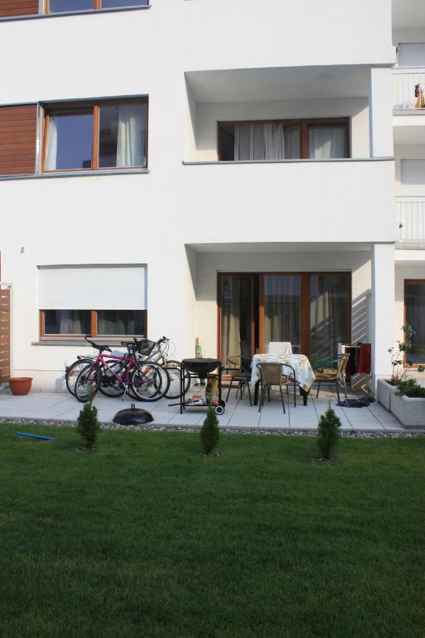 Swinoujscie Platan Patio 2- Berry Apartments Dış mekan fotoğraf