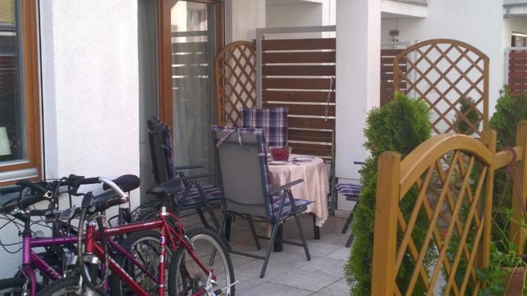 Swinoujscie Platan Patio 2- Berry Apartments Dış mekan fotoğraf
