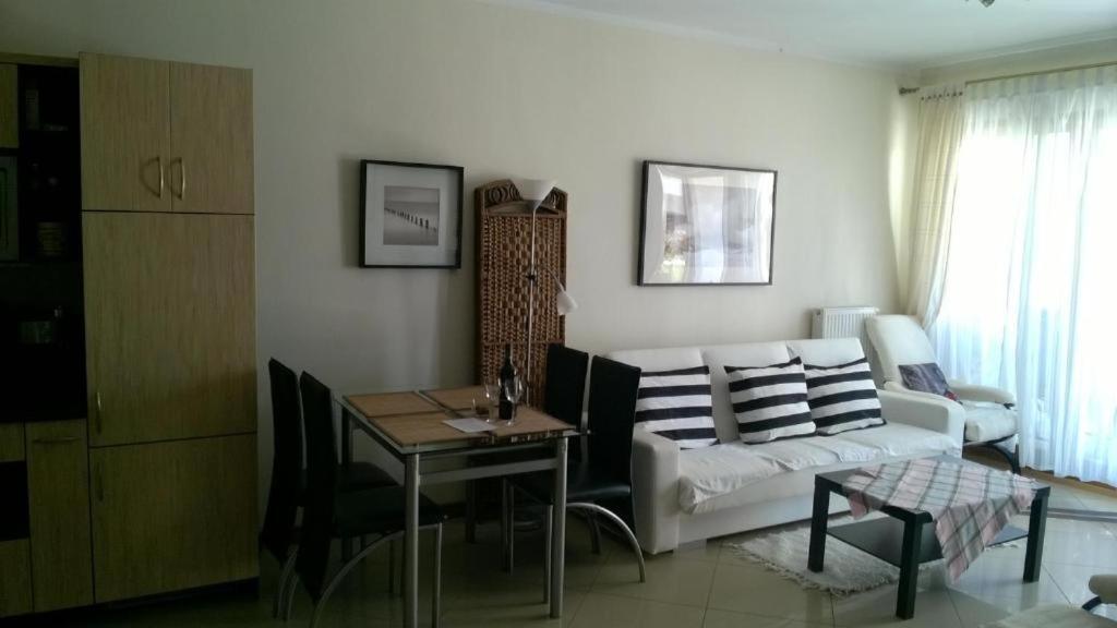 Swinoujscie Platan Patio 2- Berry Apartments Dış mekan fotoğraf